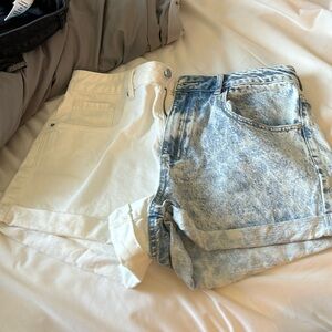 Pacsun Two Tone Denim Mom Short, Size 30